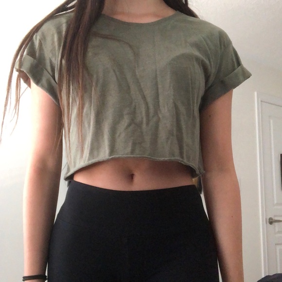 H&M crop top T-shirt - Picture 2 of 4